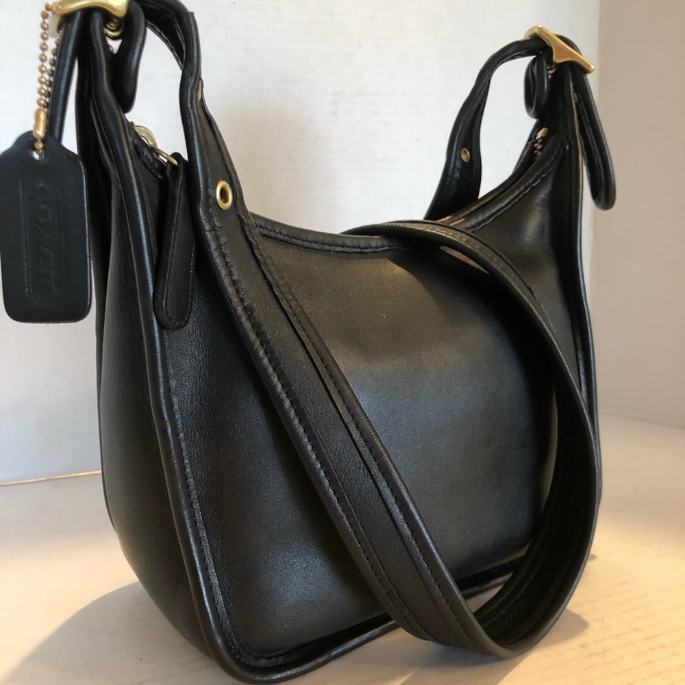 Authentic Classic Coach Legacy Janice Bag